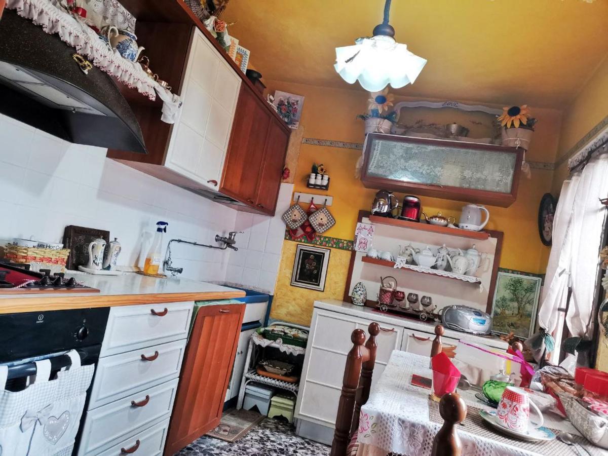 Art La Casa Del Pittore Frühstückspension Revine Lago